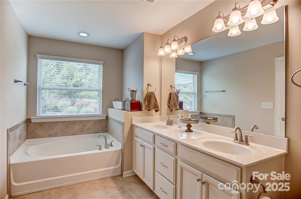 1407 Calum Way Fort Mill, SC 29708 - Photo 6 of 26 Gallery Image 6