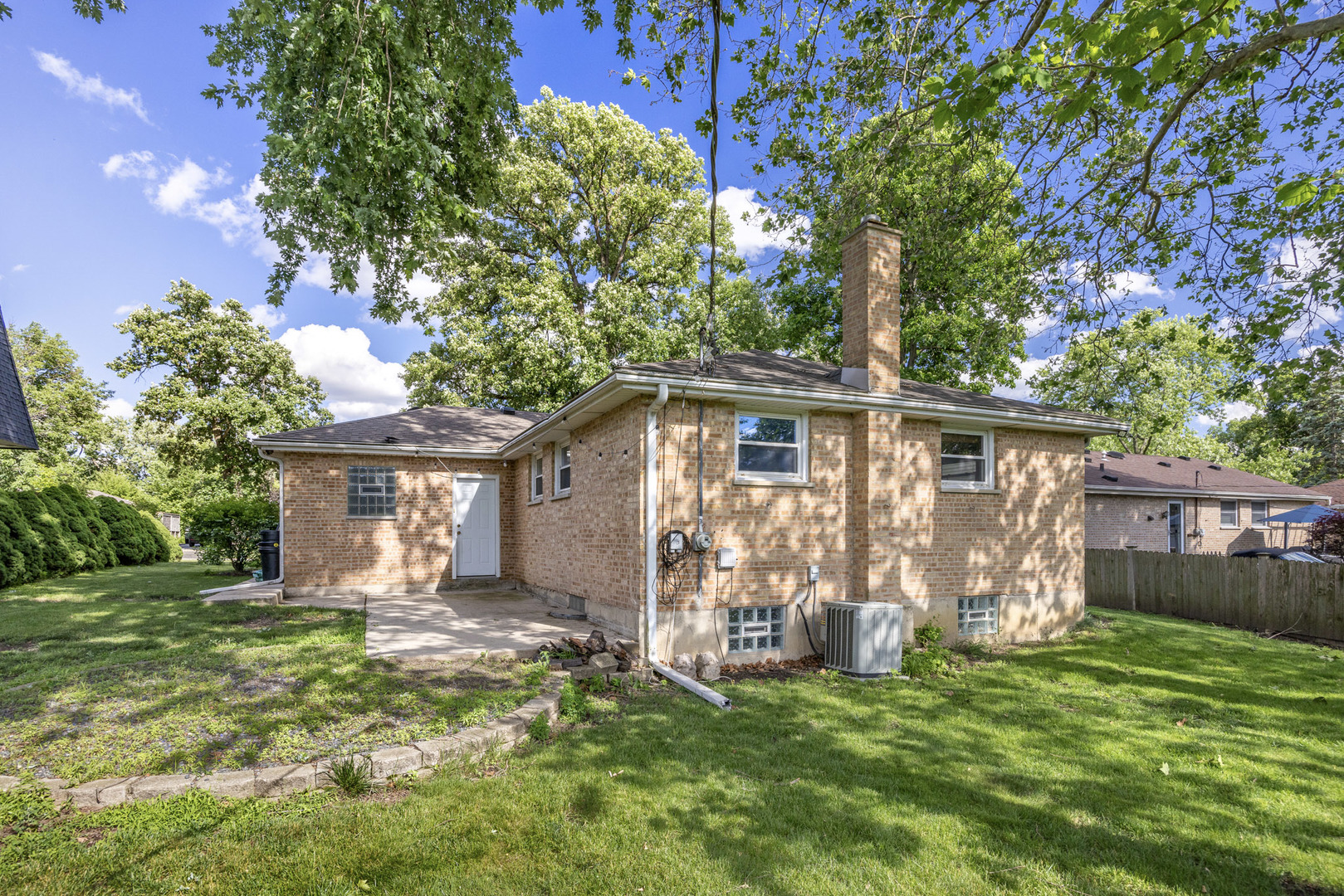 712 Spring Street Roselle, IL 60172 - Photo 27 of 31