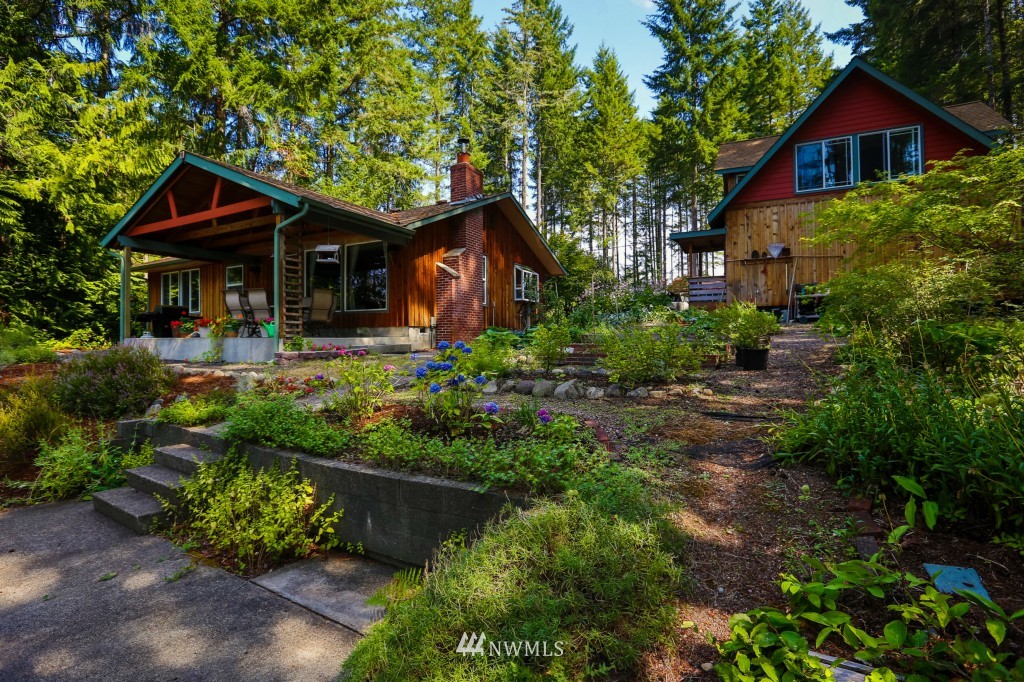 130 East Benson Lake Road Grapeview, WA 98546 - Photo 2 of 24 Gallery Image 2
