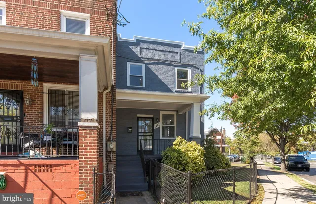 $475,000 | 1401 18th Place Southeast, Washington, DC 20020