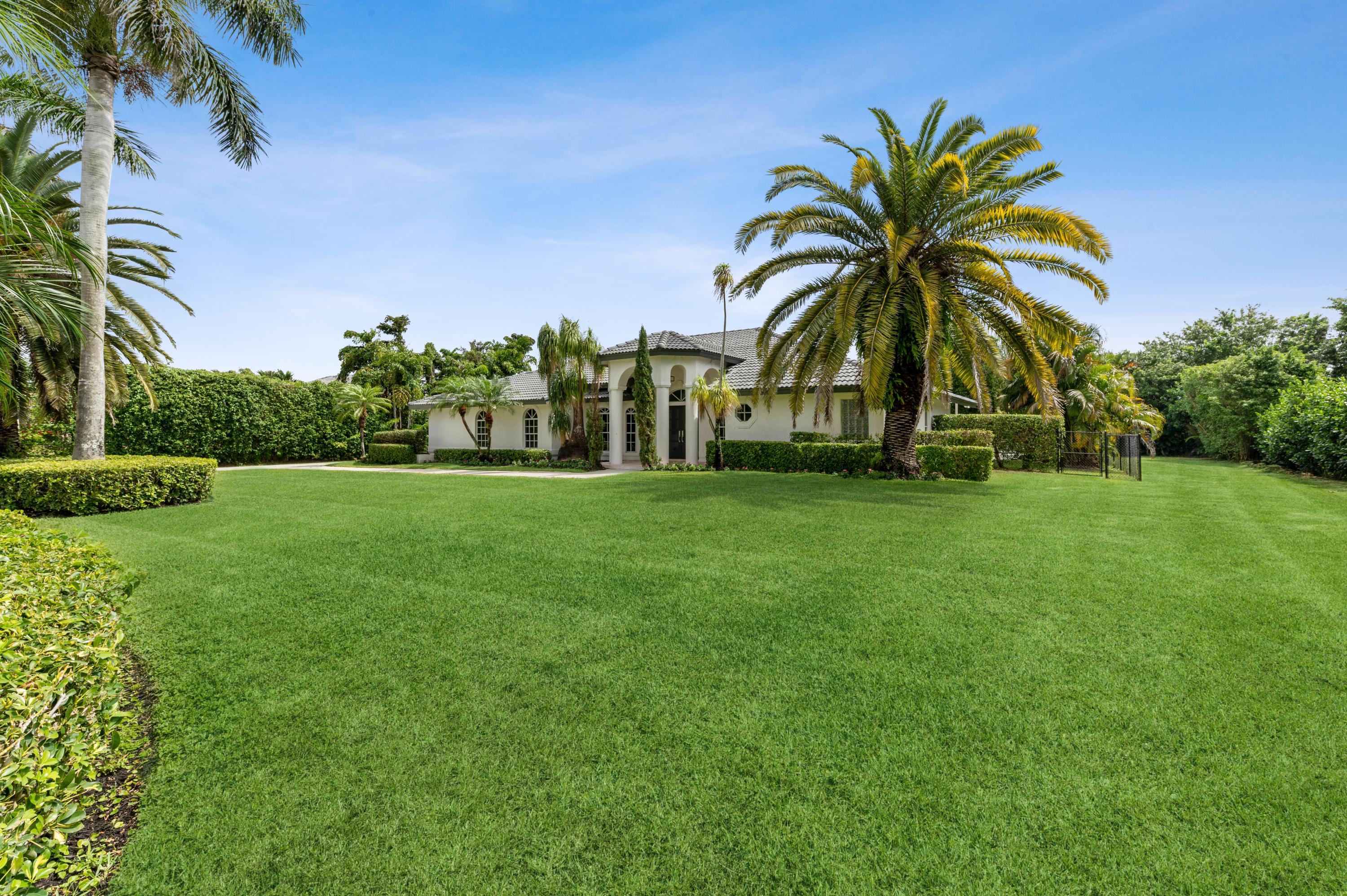8330 Sawpine Road Delray Beach, FL 33446 - Photo 3 of 18 Front yard