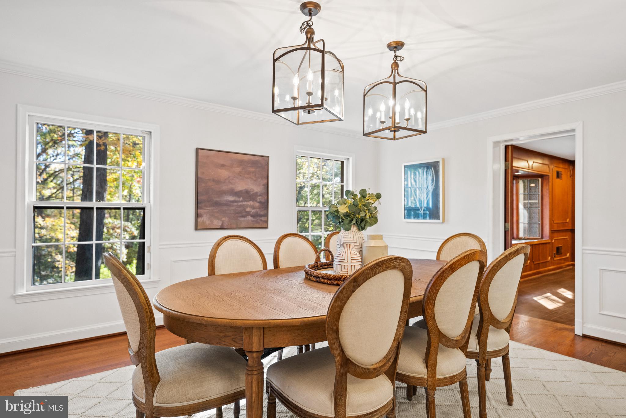 6710 Wemberly Way McLean, VA 22101 - Photo 7 of 46 Elegant dining space with natural light