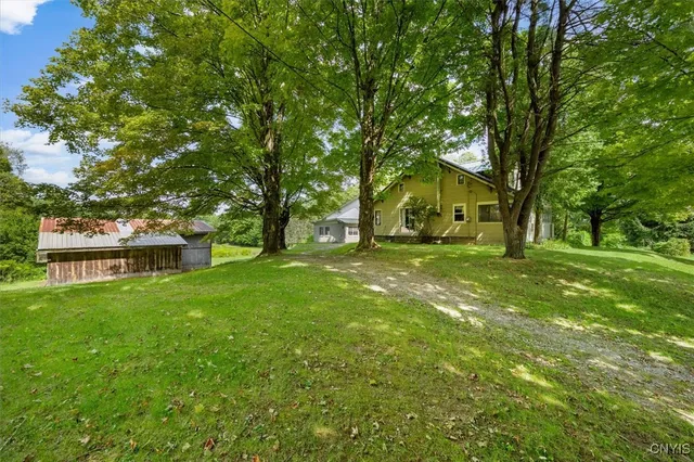 $475,000 | 3143 McConnellsville Road, Vienna, NY 13308