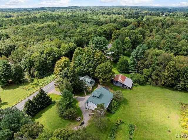 $475,000 | 3143 McConnellsville Road, Vienna, NY 13308