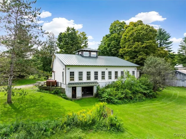 $475,000 | 3143 McConnellsville Road, Vienna, NY 13308
