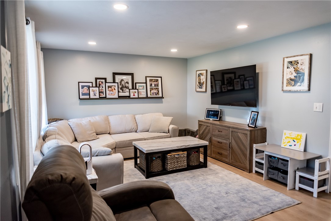 207 Phillips Street Woonsocket, RI 02895 - Photo 12 of 24