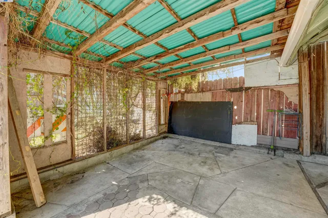 a utility room with a sink washer and dryer