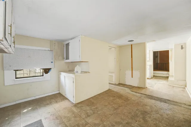 a picture of floor plan