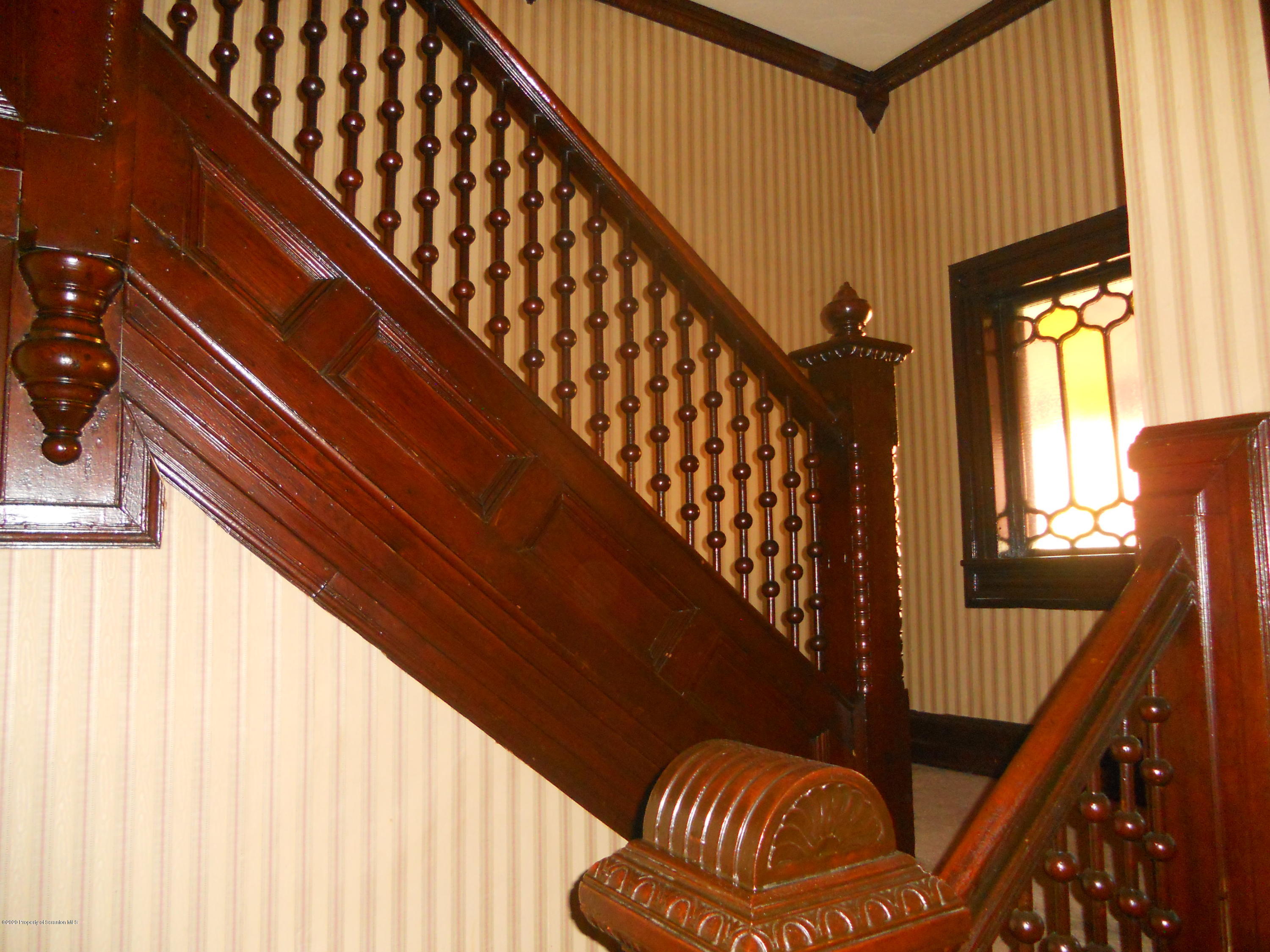 153 Spring Street Scranton, PA 18508 - Photo 13 of 45 Gorgeous staircase