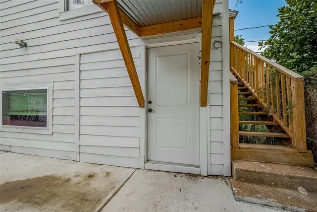 $850 | 1511 Scharpe Street, Unit 4, Houston, TX 77023