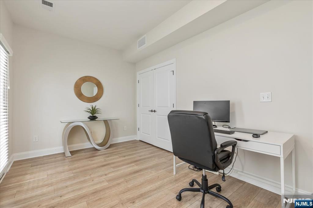 102 Abbe Road Little Falls, NJ 07424 - Photo 21 of 30