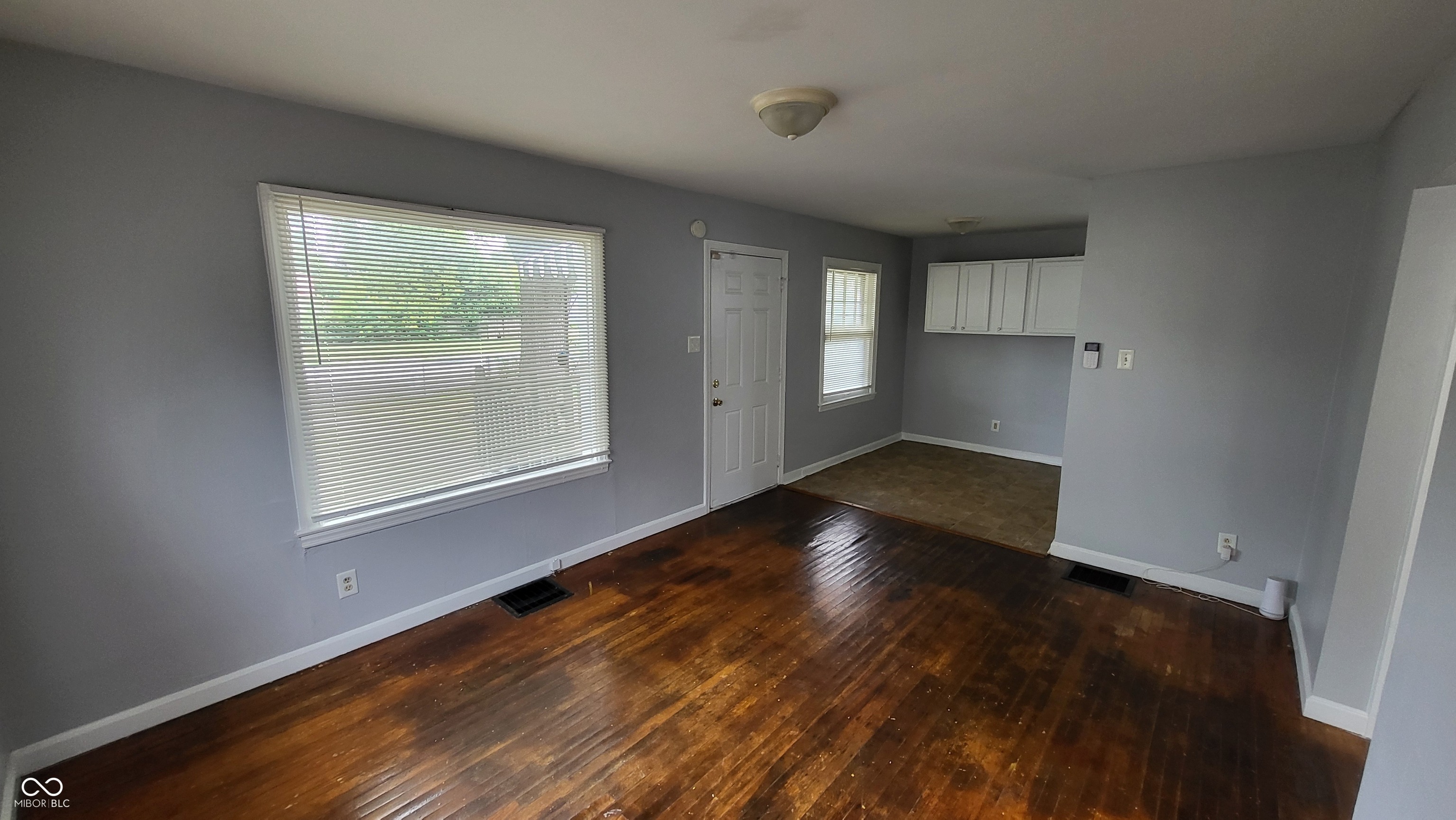 4505 East 21st Street Indianapolis, IN 46218 - Photo 5 of 15