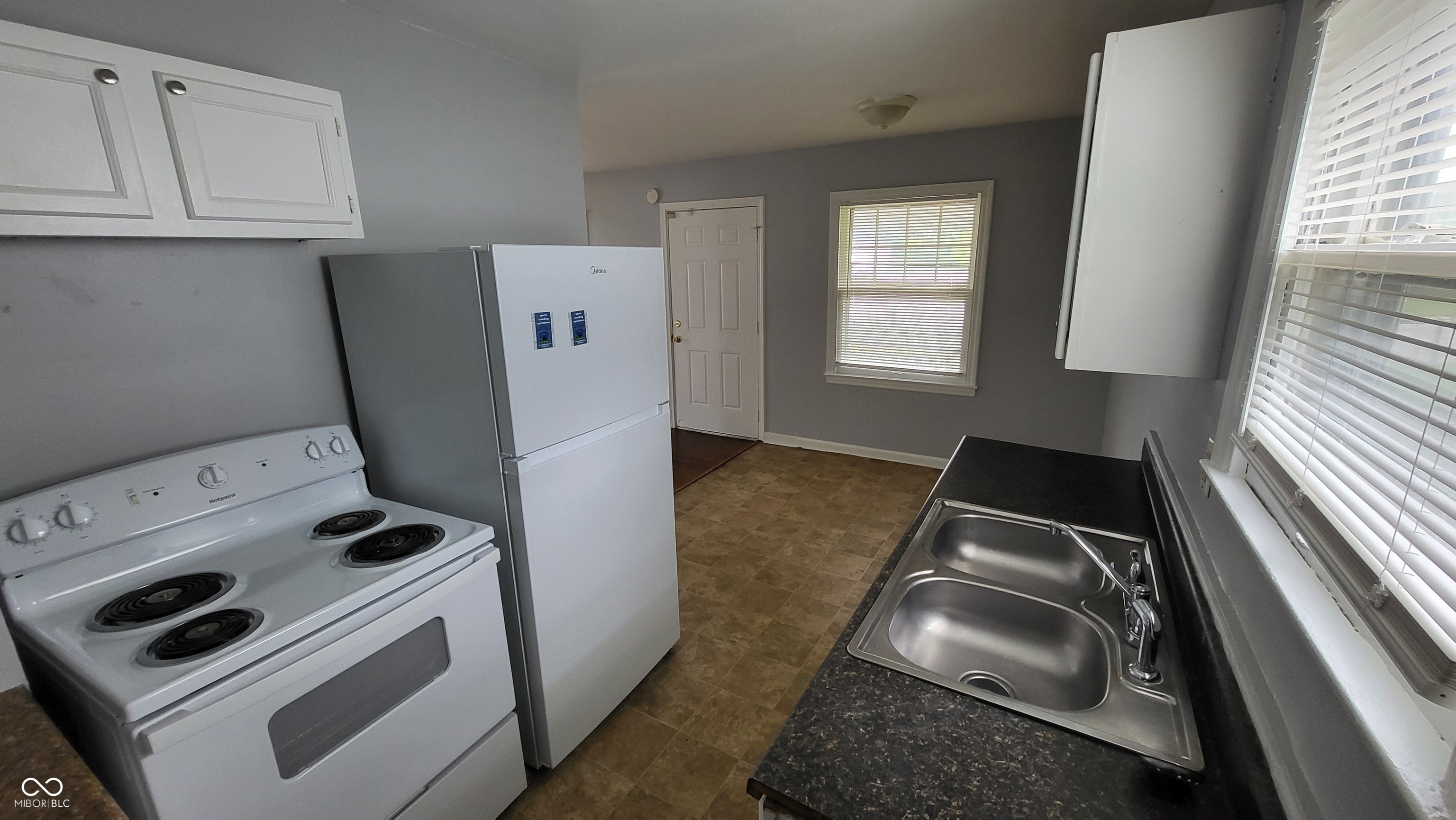 4505 East 21st Street Indianapolis, IN 46218 - Photo 7 of 15