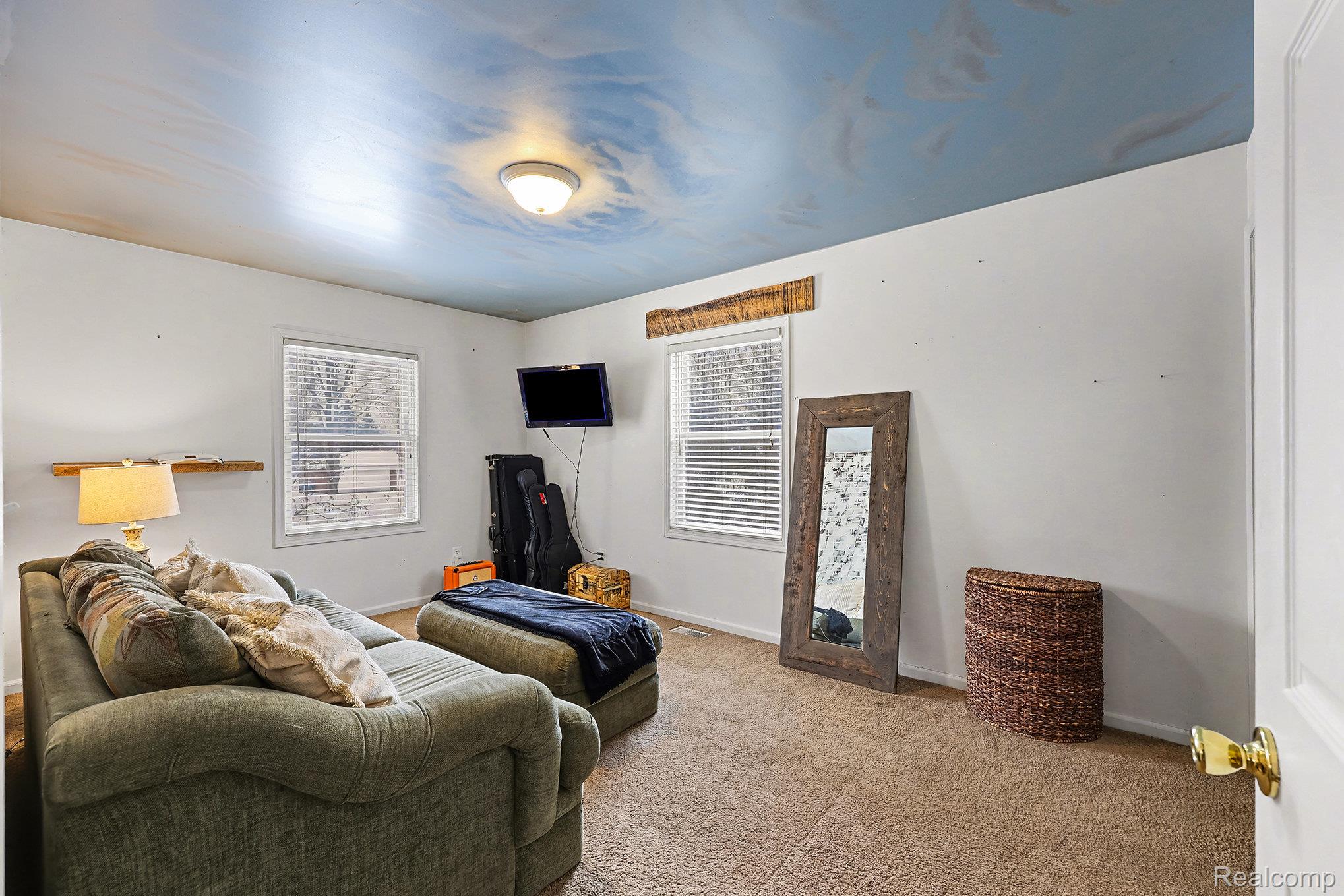 62915 Chubb Road Ray, MI 48096 - Photo 19 of 27 Carpeted spacious bedroom with walk-in closet