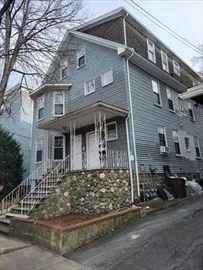 $3,300 | 118 Foster Street, Unit 2, Peabody, MA 01960