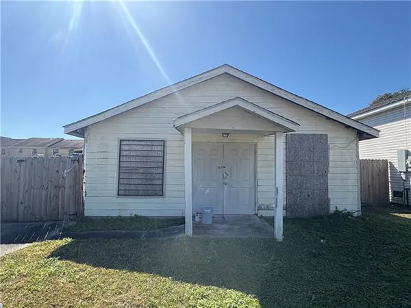 $59,000 | 6739 Carver Drive, Marrero, LA 70072
