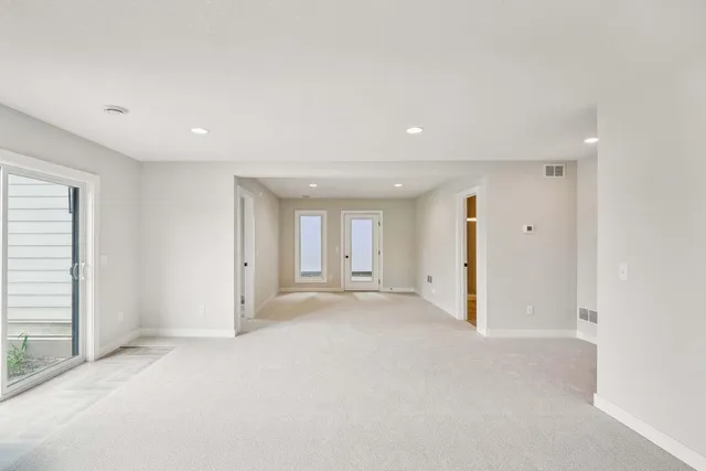 $904,110 | 5830 Freeland Court North, Hugo, MN 55038