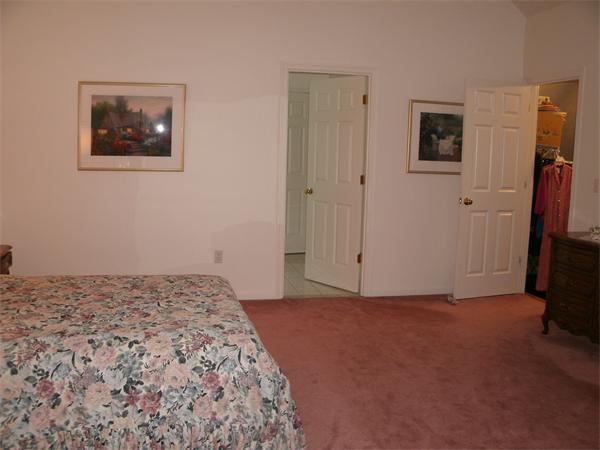 22 Plantation Road Mansfield, MA 02048 - Photo 23 of 28 Gallery Image 23