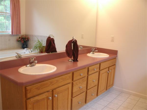 22 Plantation Road Mansfield, MA 02048 - Photo 26 of 28 Gallery Image 26