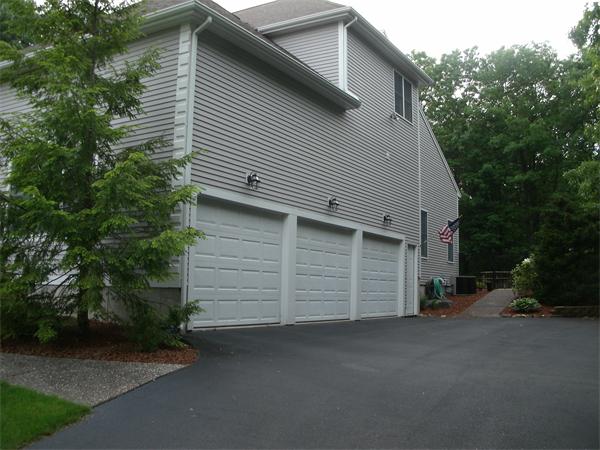 22 Plantation Road Mansfield, MA 02048 - Photo 3 of 28 Gallery Image 3