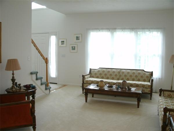22 Plantation Road Mansfield, MA 02048 - Photo 9 of 28 Gallery Image 9