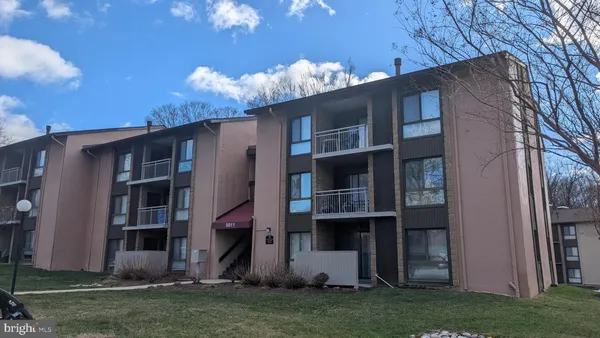 $139,900 | 5911 Tamar Drive, Unit 8, Columbia, MD 21045