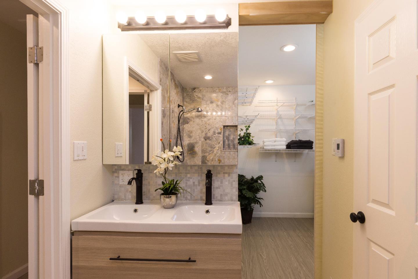 702 Lois Avenue Sunnyvale, CA 94087 - Photo 18 of 29