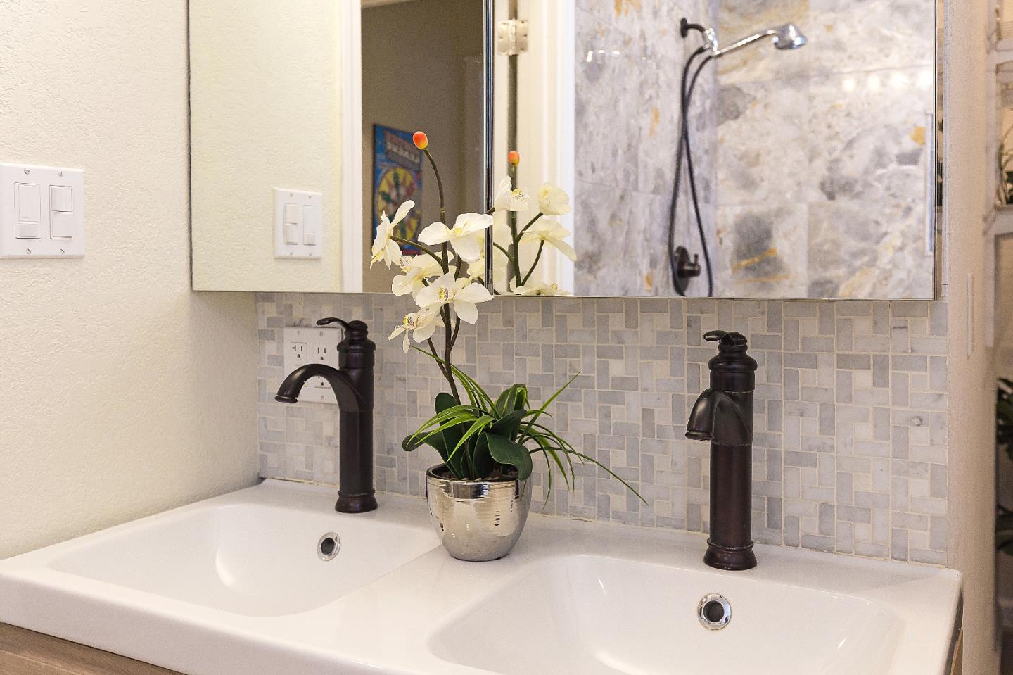 702 Lois Avenue Sunnyvale, CA 94087 - Photo 20 of 29