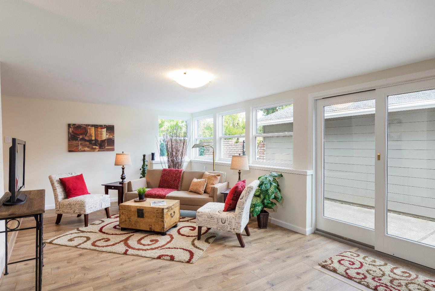 702 Lois Avenue Sunnyvale, CA 94087 - Photo 4 of 29