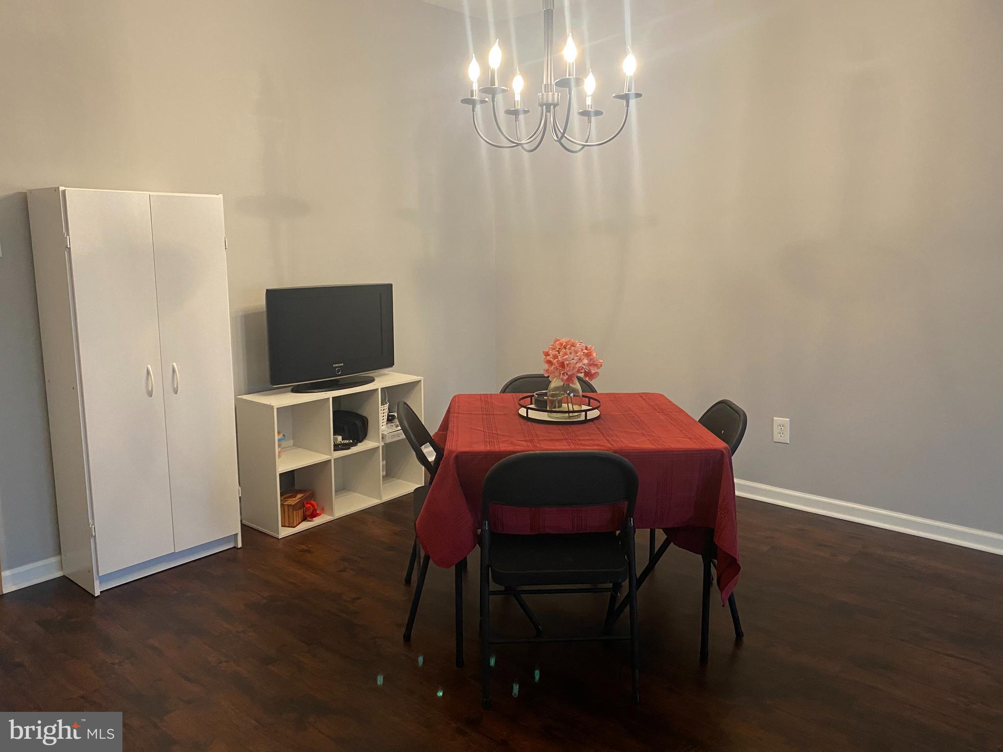 73 Farnwood Road Mount Laurel, NJ 08054 - Photo 7 of 28 Dining area - not used as a dining room currently