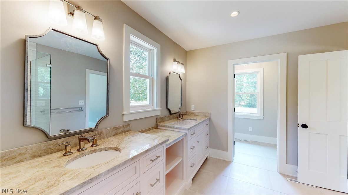 15834 Hemlock Road Chagrin Falls, OH 44022 - Photo 19 of 32
