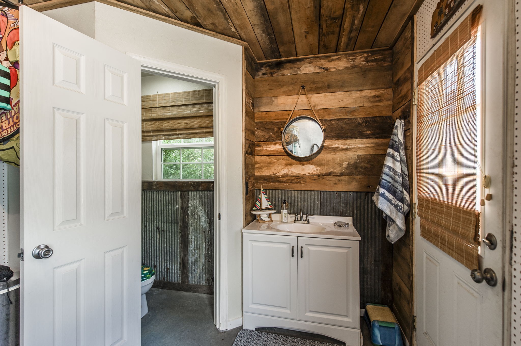 317 Cherry Lane White House, TN 37188 - Photo 18 of 70 a room with a stove and a window