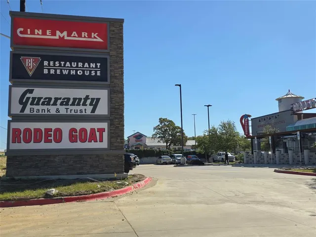 $448,000 | 3428 Tuscan Hills Circle, Denton, TX 76210