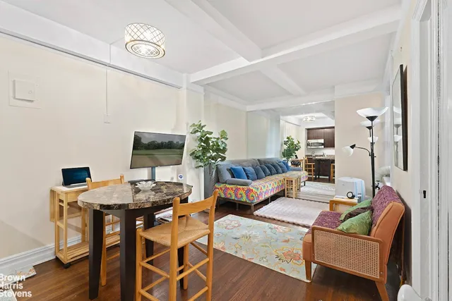 $350,000 | 457 West 57th Street, Unit 201 | Hell's Kitchen