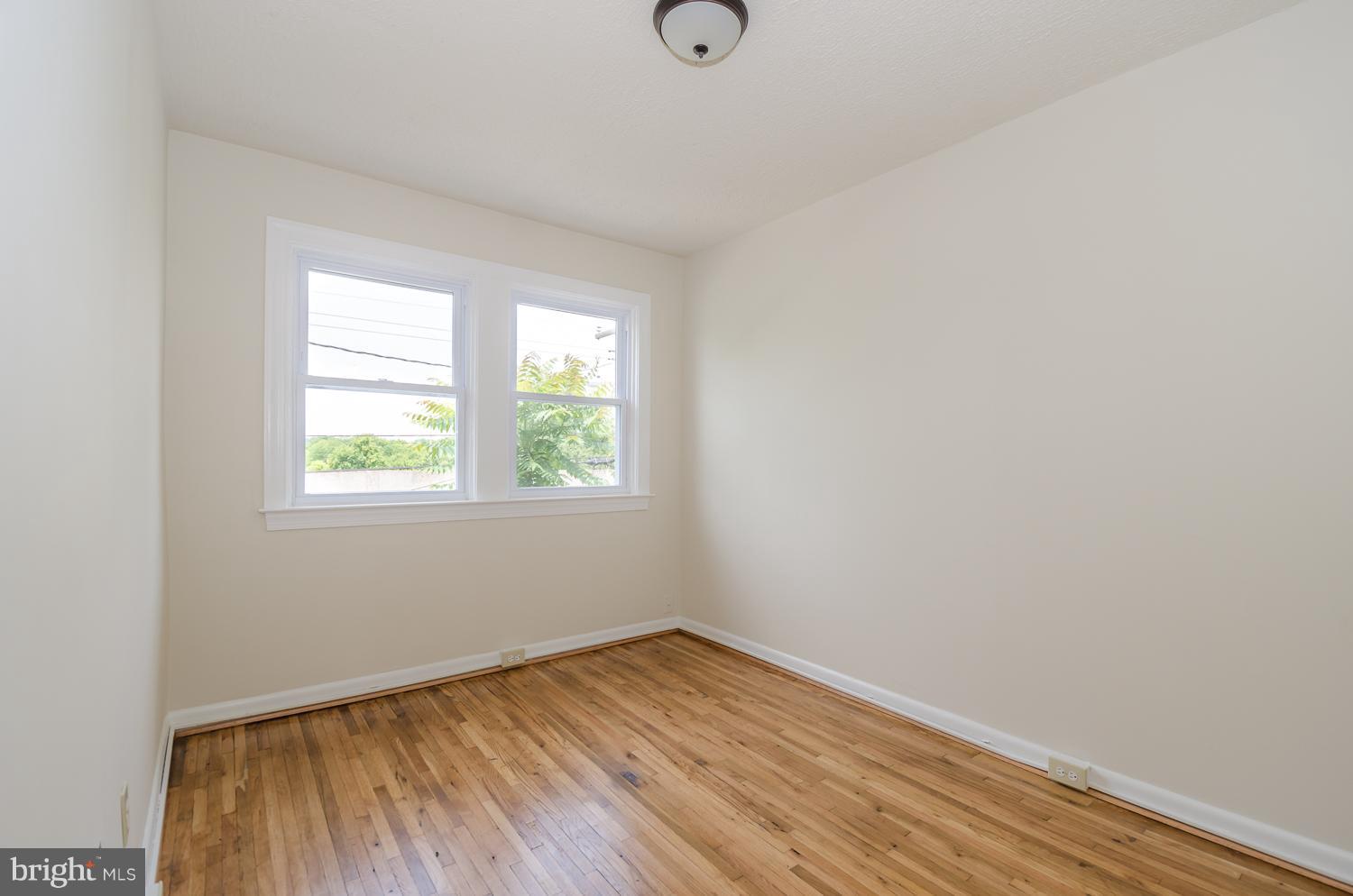 324 Old Riverside Road Baltimore, MD 21225 - Photo 12 of 17 Bedroom