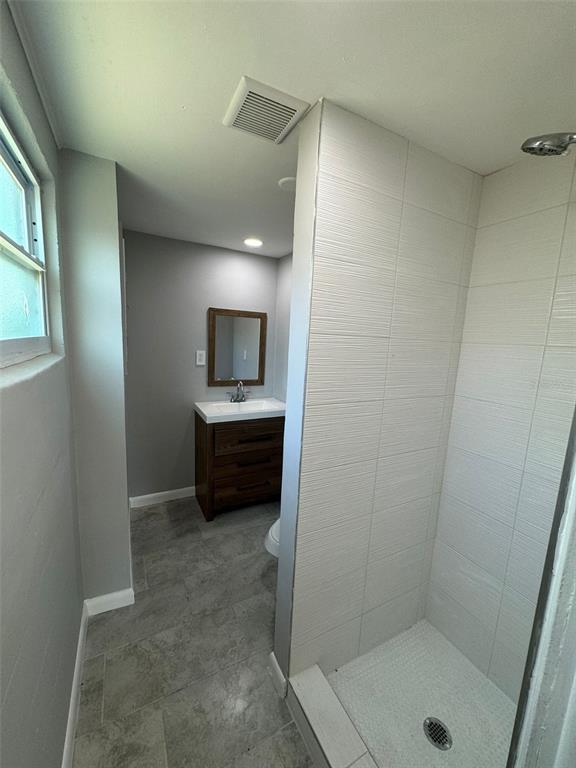 7615 Marechal Avenue Port Richey, FL 34668 - Photo 18 of 33 Master Bathroom