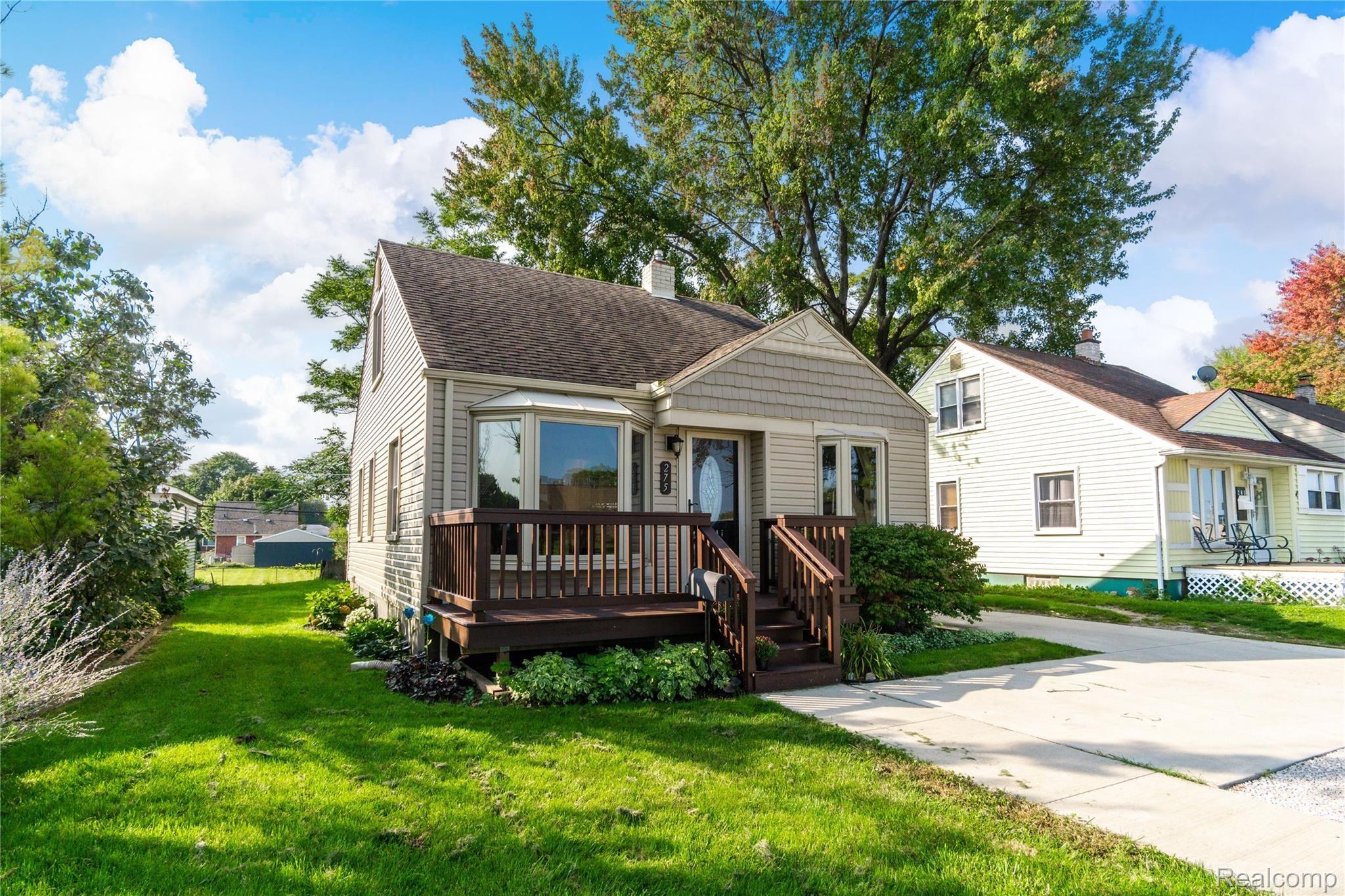 Exteriors (1 of 10).jpg