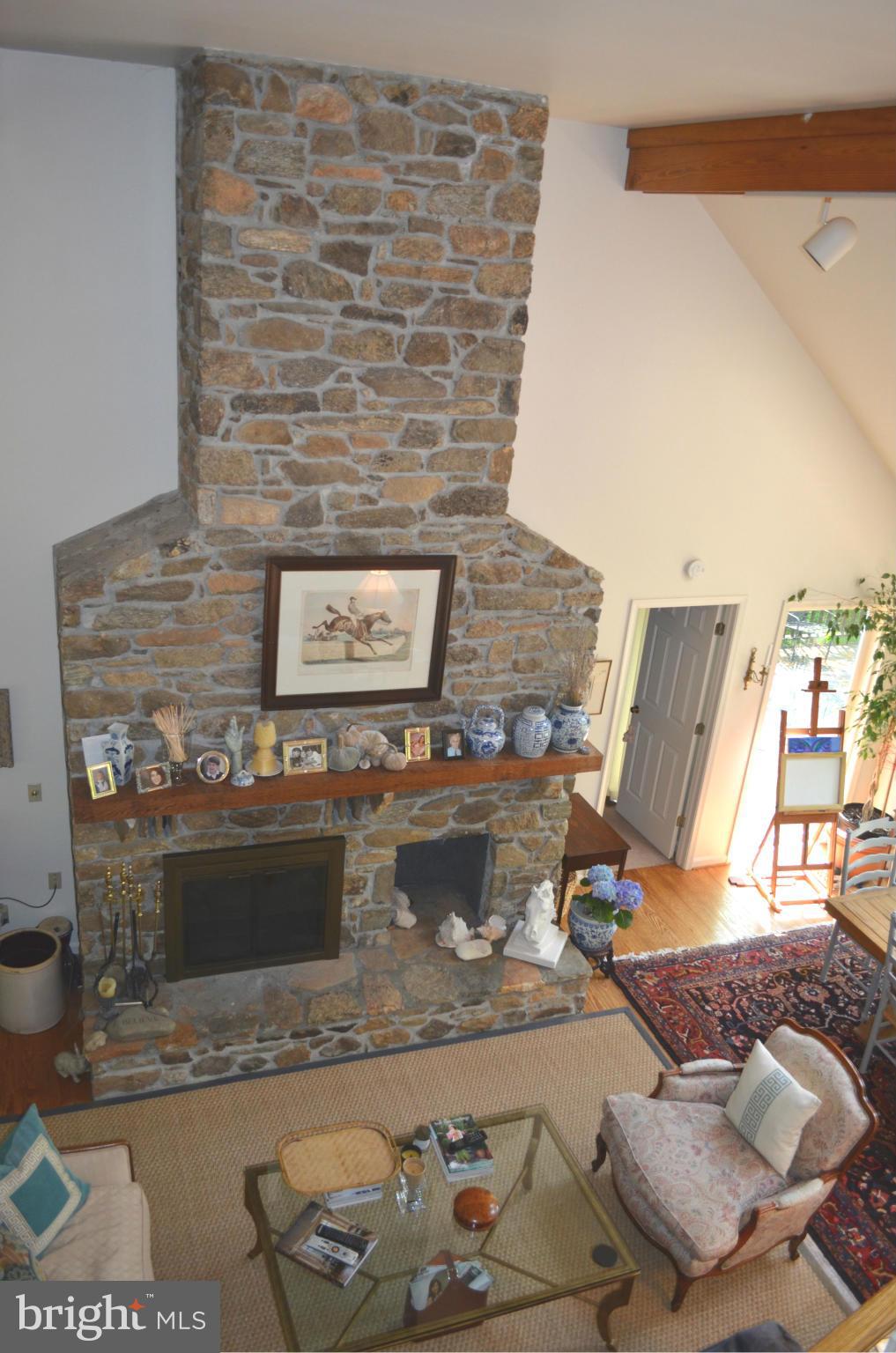 7630 Enon Church Road The Plains, VA 20198 - Photo 22 of 30 Living Room