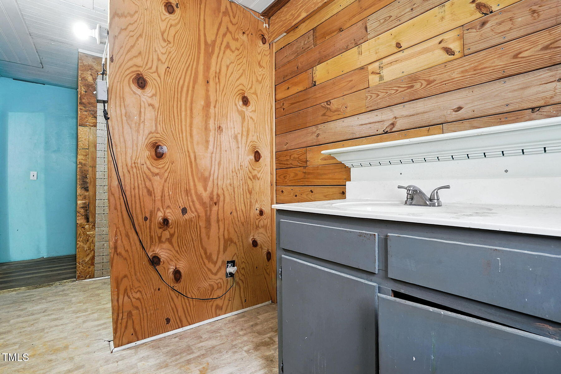 1200 D Morgan Road Benson, NC 27504 - Photo 24 of 35 a bathroom with a shower