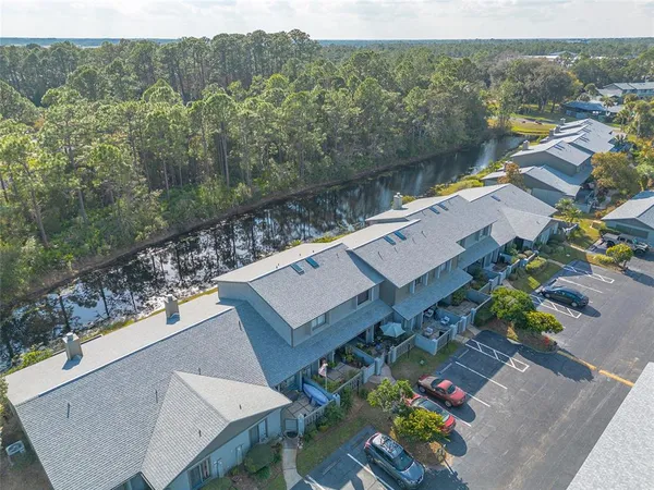 $206,900 | 251 Orange Grove Drive, Unit 8, Ormond Beach, FL 32174