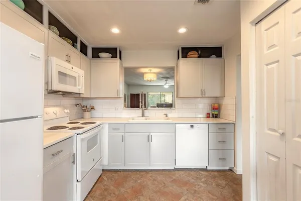 $206,900 | 251 Orange Grove Drive, Unit 8, Ormond Beach, FL 32174