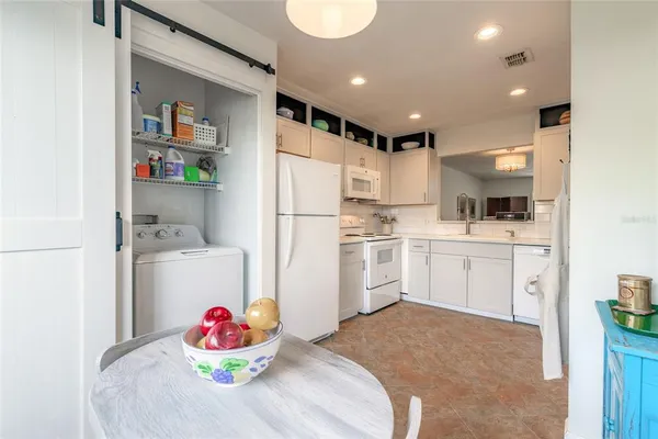 $206,900 | 251 Orange Grove Drive, Unit 8, Ormond Beach, FL 32174