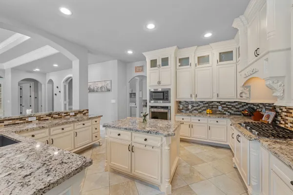 $700,000 | 12953 Lake Parc Bend Drive, Cypress, TX 77429
