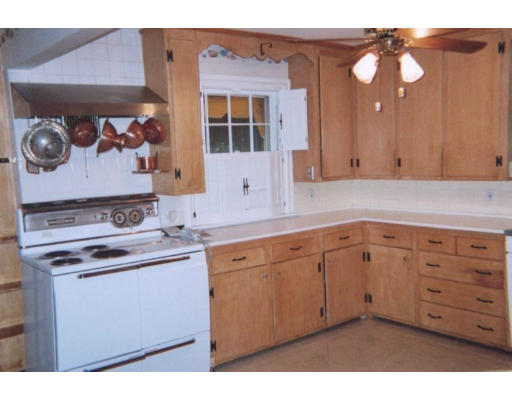 1124 Brook Road Milton, MA 02186 - Photo 3 of 7