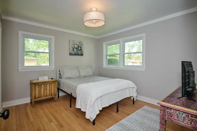 $865,900 | 4555 Cleveland Street, Skokie, IL 60076