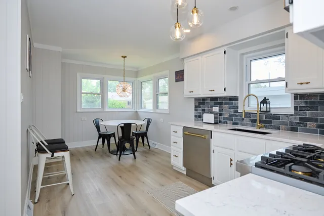 $865,900 | 4555 Cleveland Street, Skokie, IL 60076