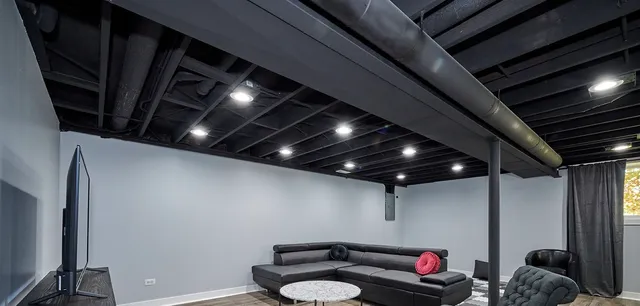 $865,900 | 4555 Cleveland Street, Skokie, IL 60076