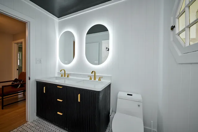 $865,900 | 4555 Cleveland Street, Skokie, IL 60076