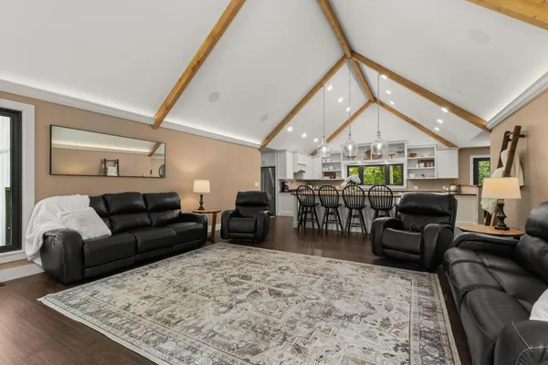 $1,550,000 | 10 Lewis Road, Kittery, ME 03904