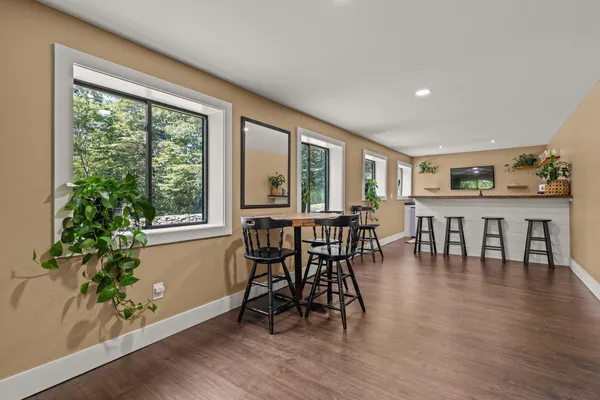 $1,550,000 | 10 Lewis Road, Kittery, ME 03904